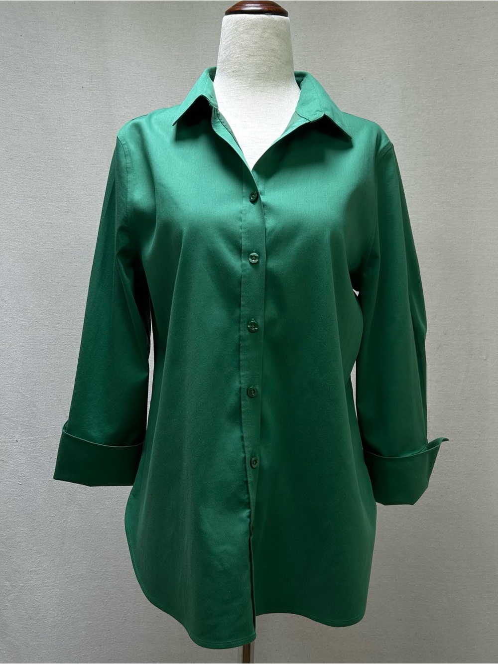 Chico's  No-Iron Chic Stretch Green Button-Down Shirt